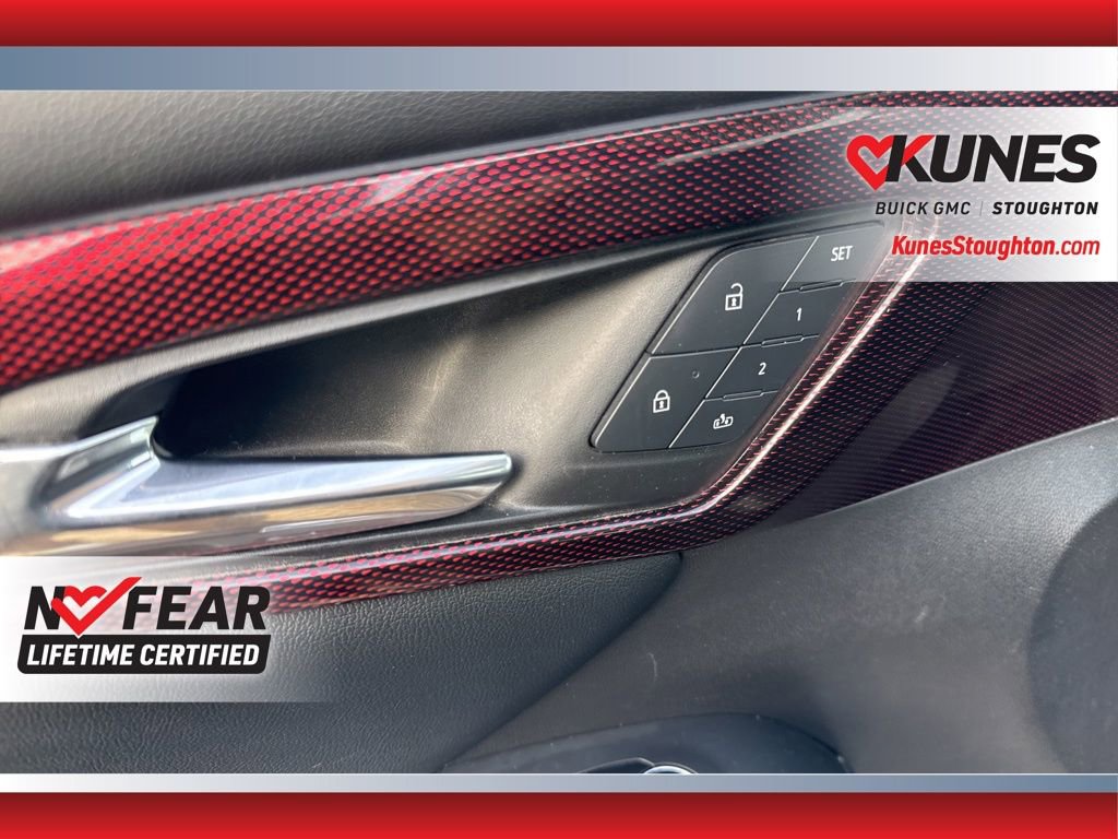 Used 2025 Chevrolet Traverse RS image 20