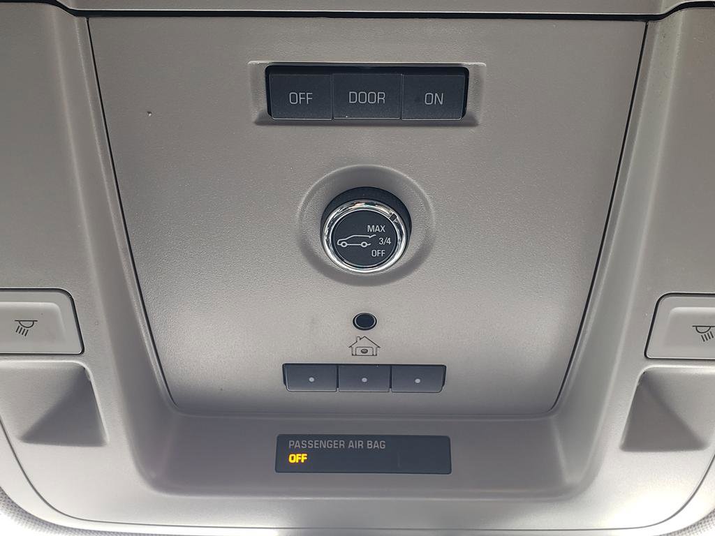 Used 2017 Chevrolet Tahoe LT image 17