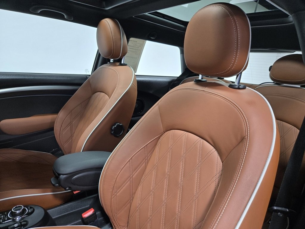 Used 2024 MINI Cooper SE image 11