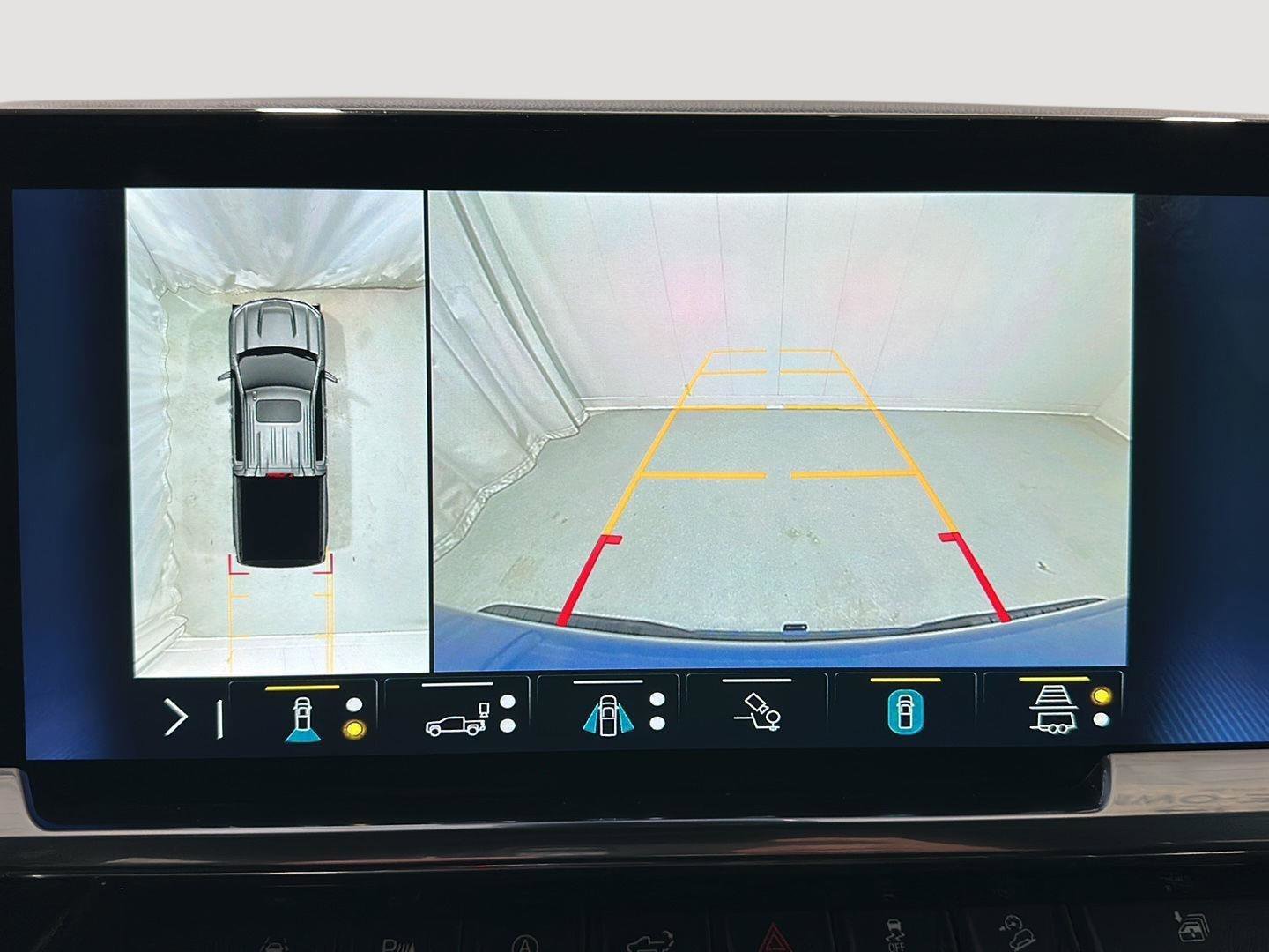 Used 2023 Chevrolet Silverado 1500 RST w/ Convenience Package II image 14