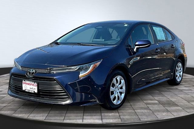 Used 2024 Toyota Corolla LE image 1