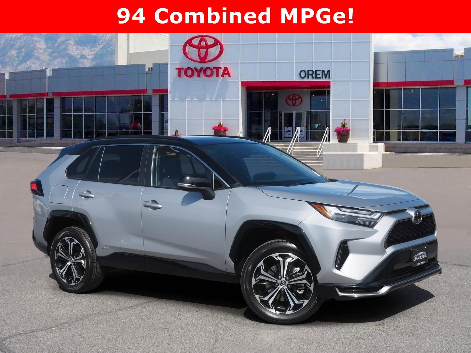 Used 2025 Toyota RAV4 XSE