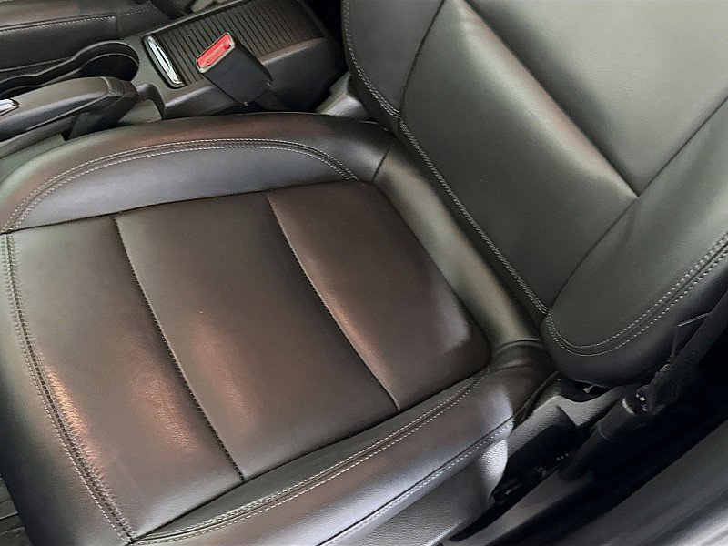 Used 2020 Buick Encore Essence w/ Experience Buick Package AWD/4WD image 21