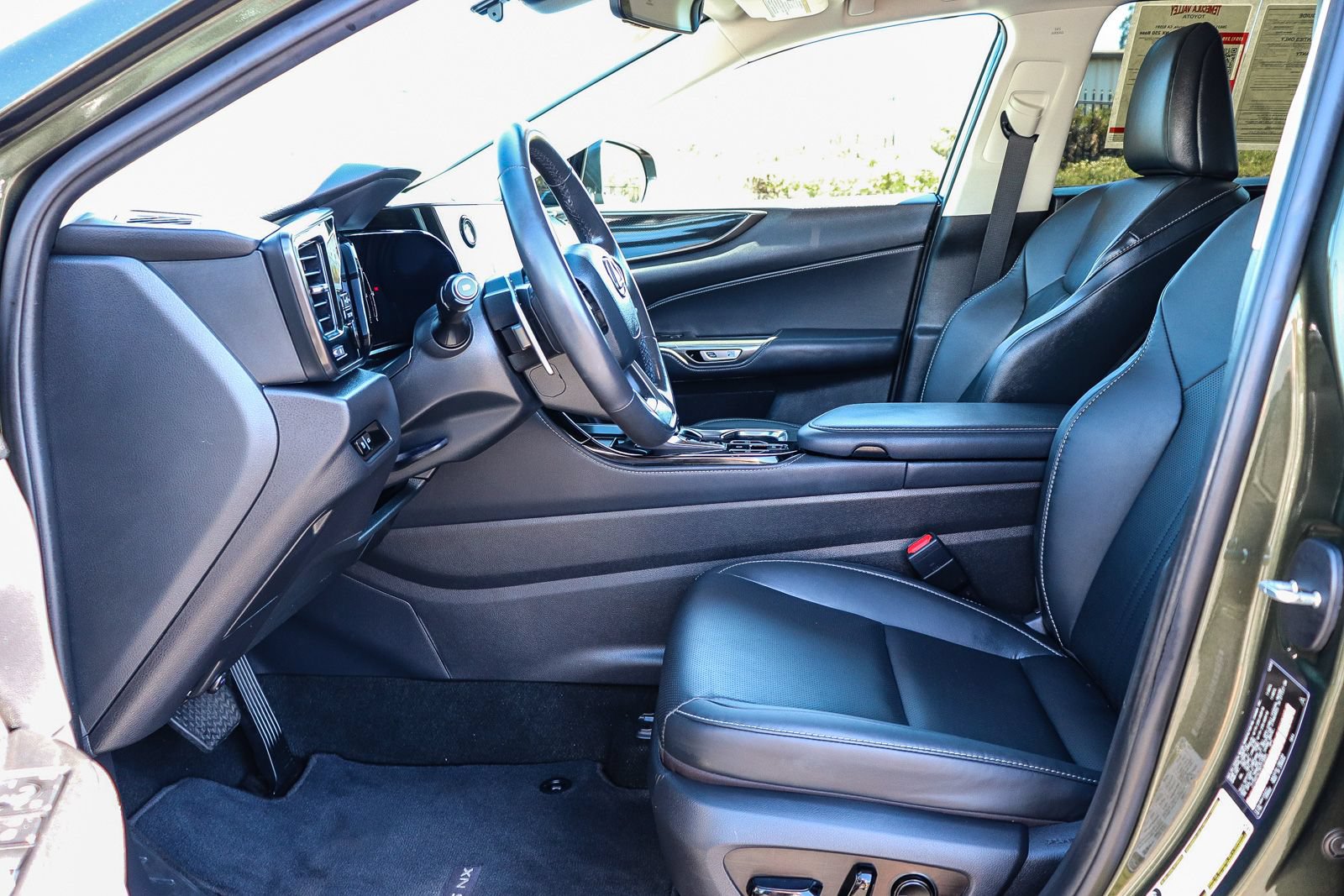 Used 2024 Lexus NX 250 FWD image 22