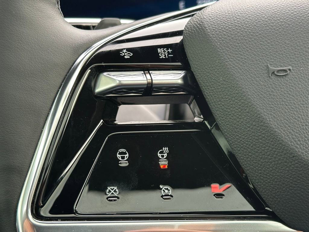 Used 2026 Cadillac Vistiq Sport image 33