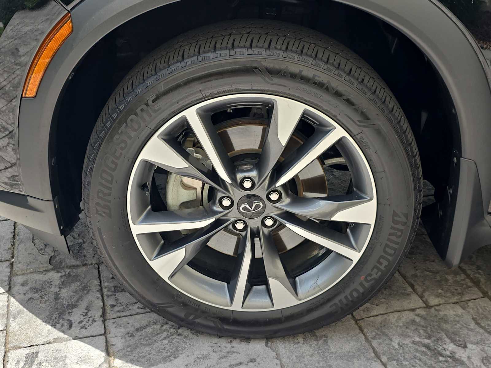 Used 2023 INFINITI QX60 Luxe w/ Cargo Package FWD image 8