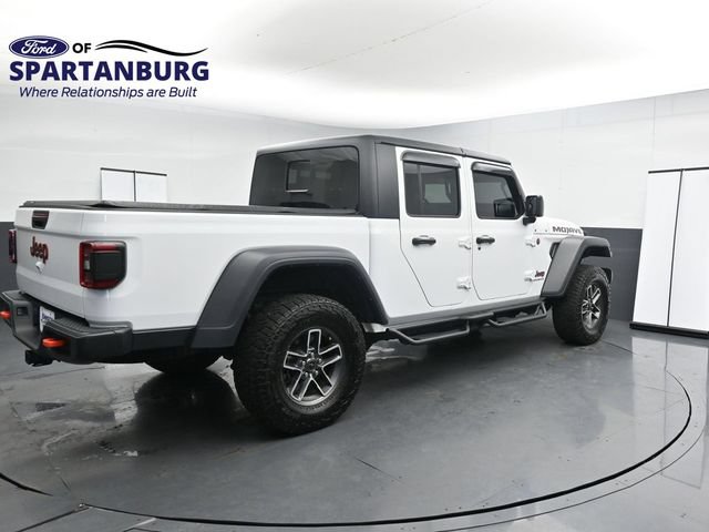 Used 2024 Jeep Gladiator Mojave w/ Technology Group AWD/4WD image 7