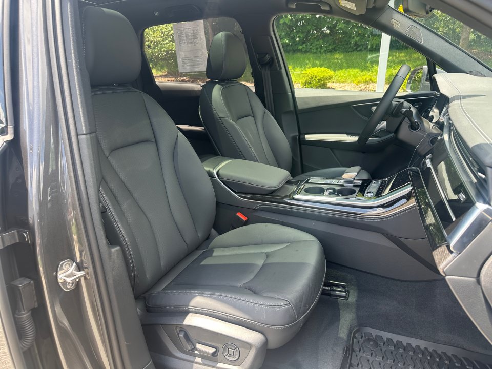 Certified 2026 Audi Q7 3.0T Premium Plus w/ Premium Plus Package AWD/4WD image 28