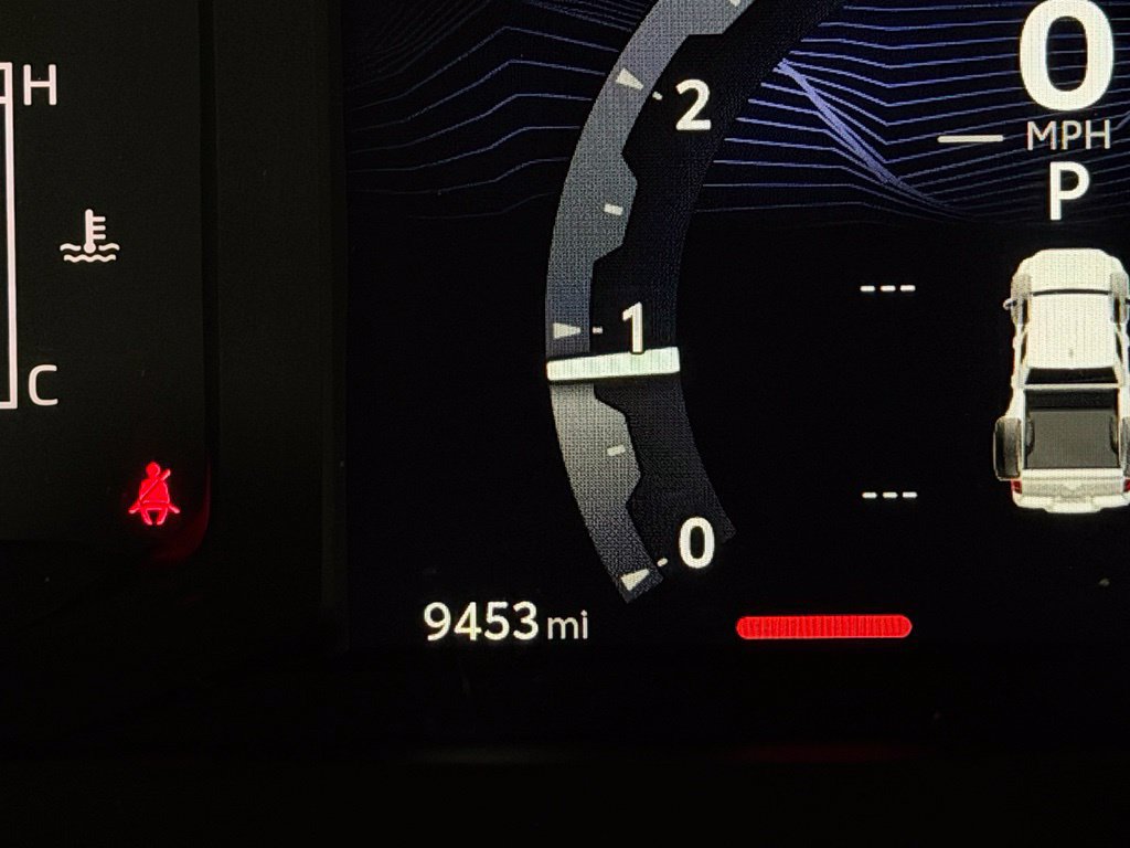 Used 2025 Toyota Tacoma SR5 AWD/4WD image 15