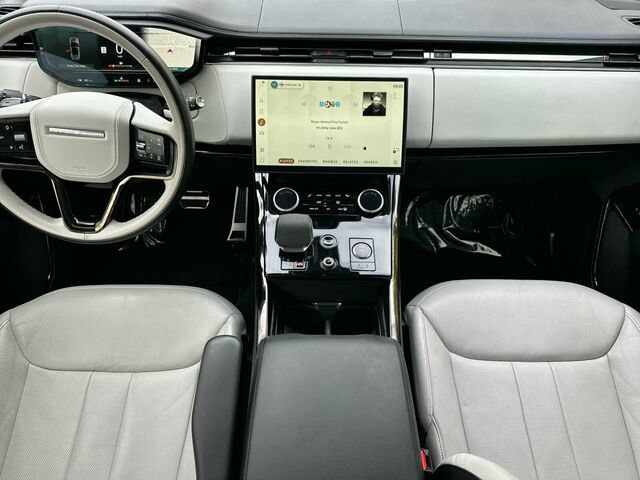 Used 2023 Land Rover Range Rover Sport SE Dynamic AWD/4WD image 16