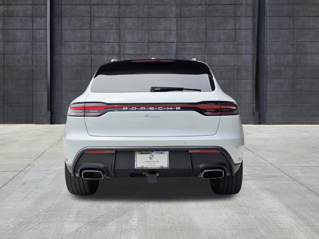 New 2026 Porsche Macan AWD/4WD image 10