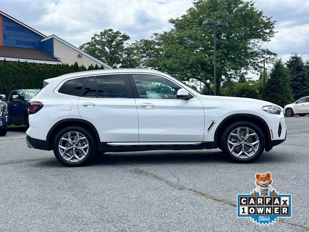 Used 2024 BMW X3 xDrive30i w/ Convenience Package AWD/4WD image 3