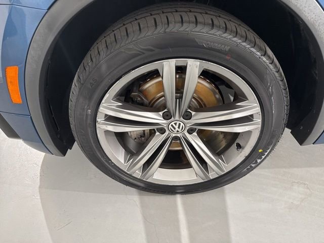 Used 2018 Volkswagen Tiguan SEL FWD image 4