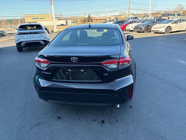 Used 2024 Toyota Corolla LE image 10