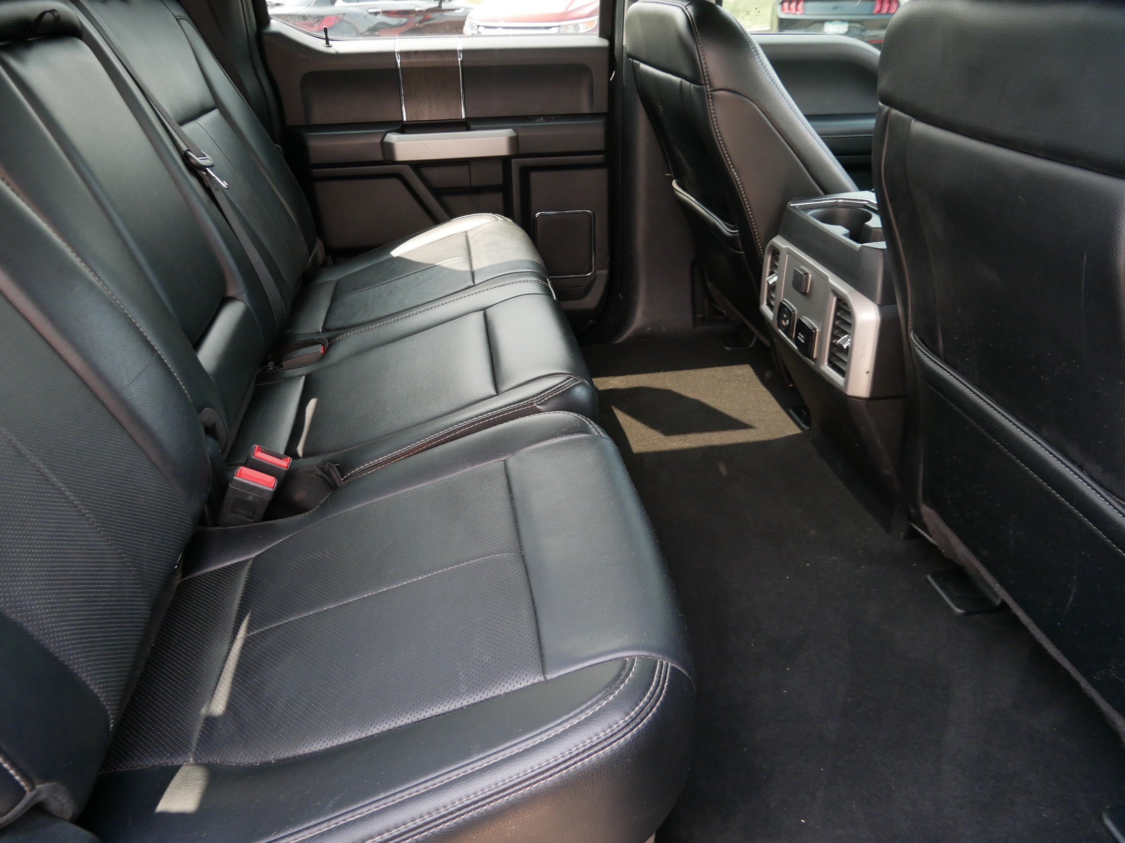 Certified 2020 Ford F450 Lariat w/ Lariat Value Package AWD/4WD image 24