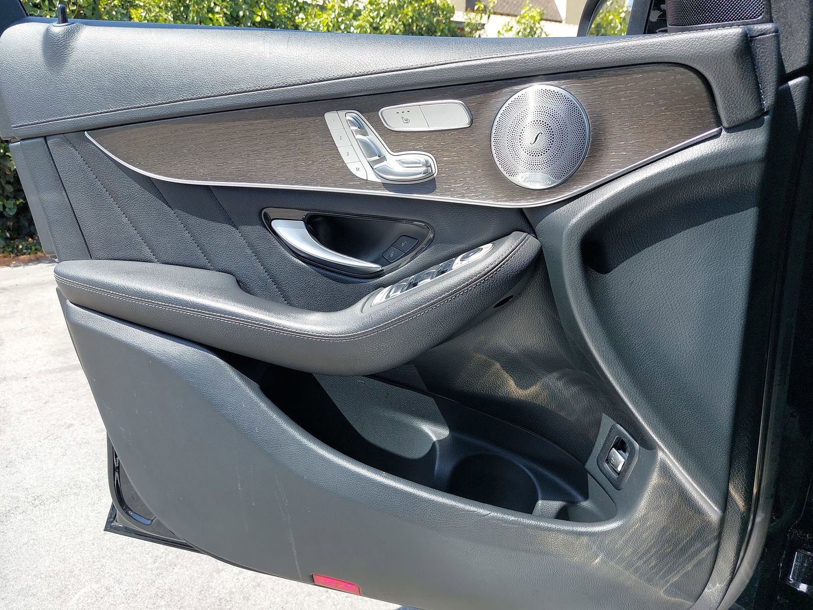 Used 2020 Mercedes-Benz GLC 300 4MATIC Coupe image 26