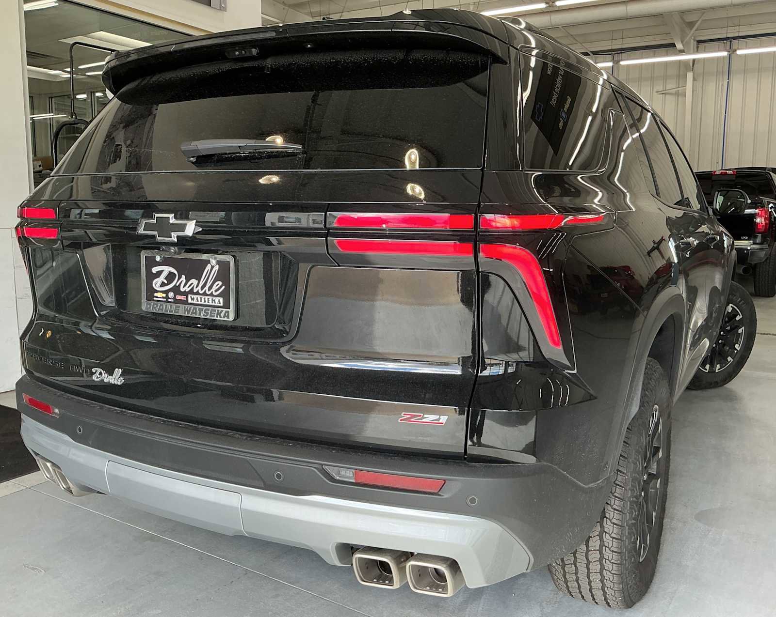 New 2026 Chevrolet Traverse Z71 w/ Enhanced Driving Package image 4