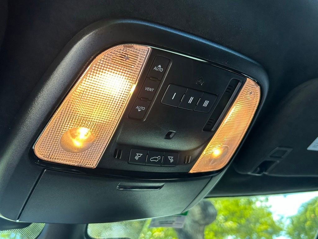 Used 2023 Dodge Durango R/T RWD image 26