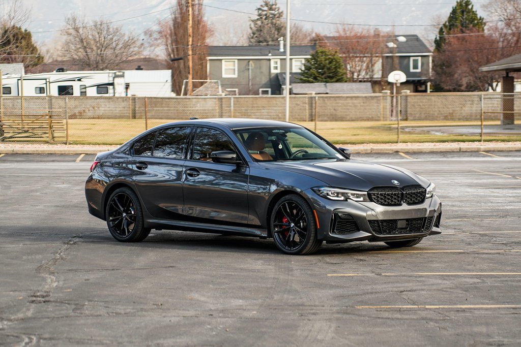 Used 2022 BMW M340i xDrive image 3