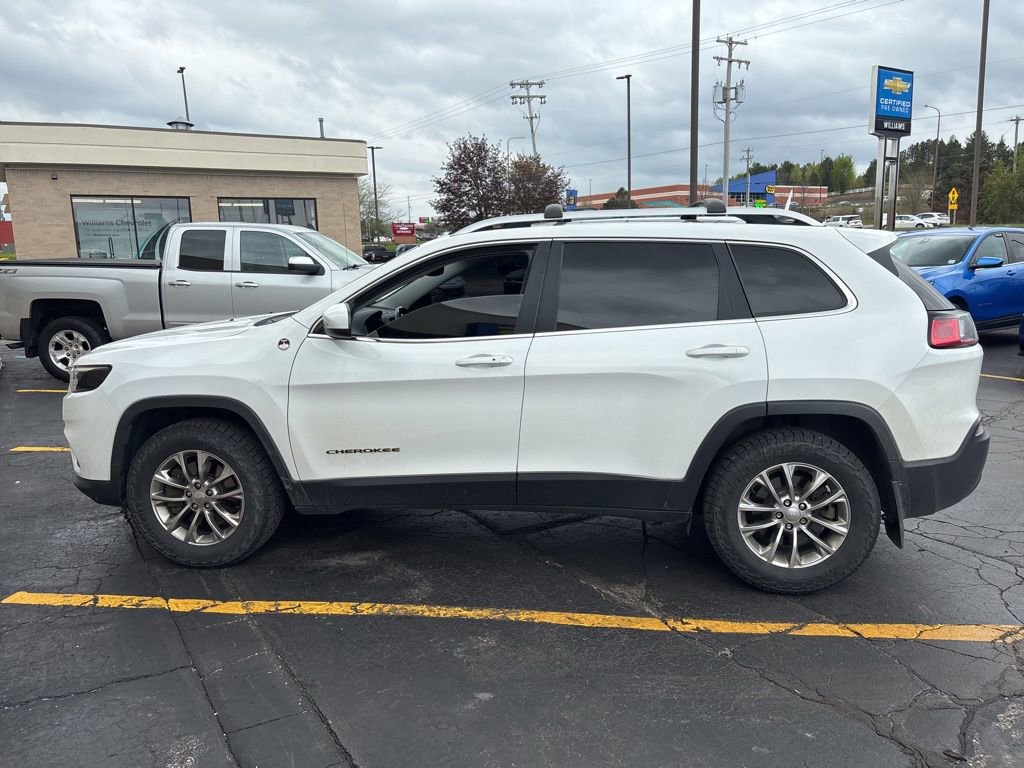Used 2019 Jeep Cherokee Latitude Plus w/ Comfort/Convenience Group