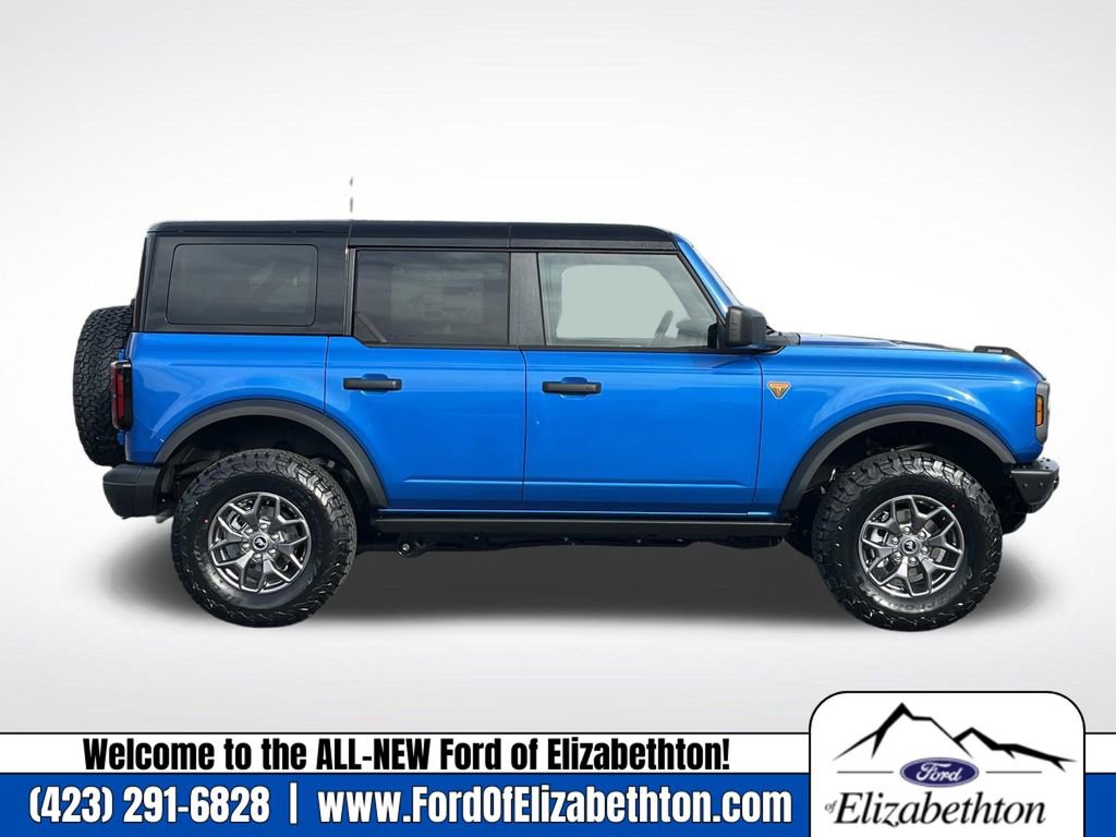 New 2025 Ford Bronco Badlands image 2