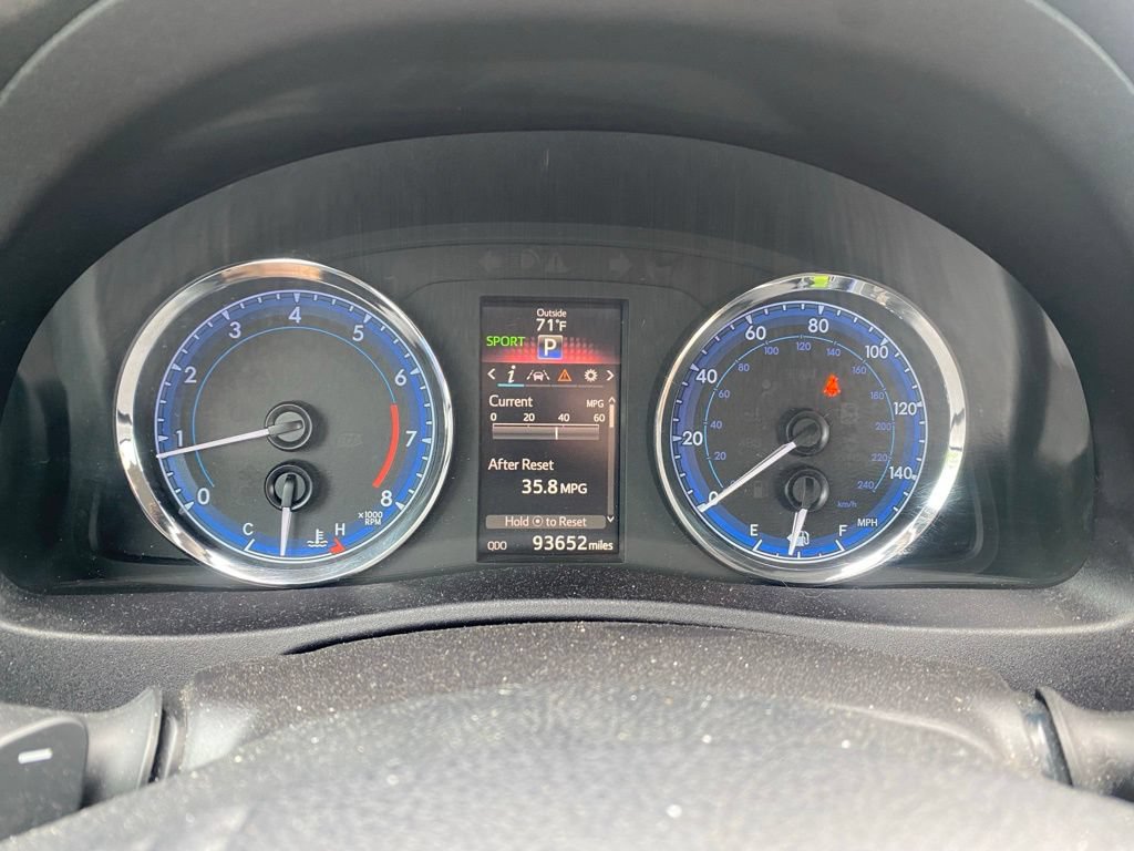 Used 2017 Toyota Corolla SE w/ Body Protection Package FWD image 19