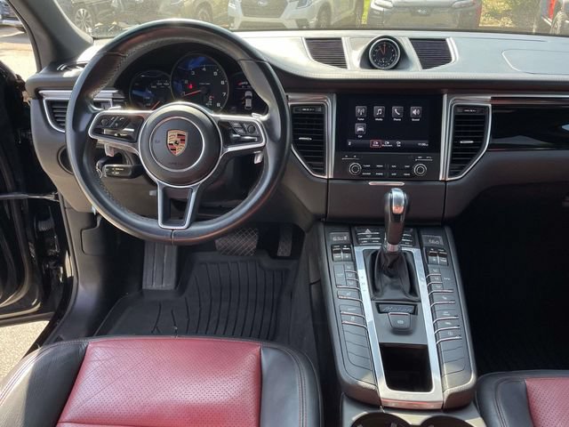 Used 2018 Porsche Macan Sport Edition AWD/4WD image 13