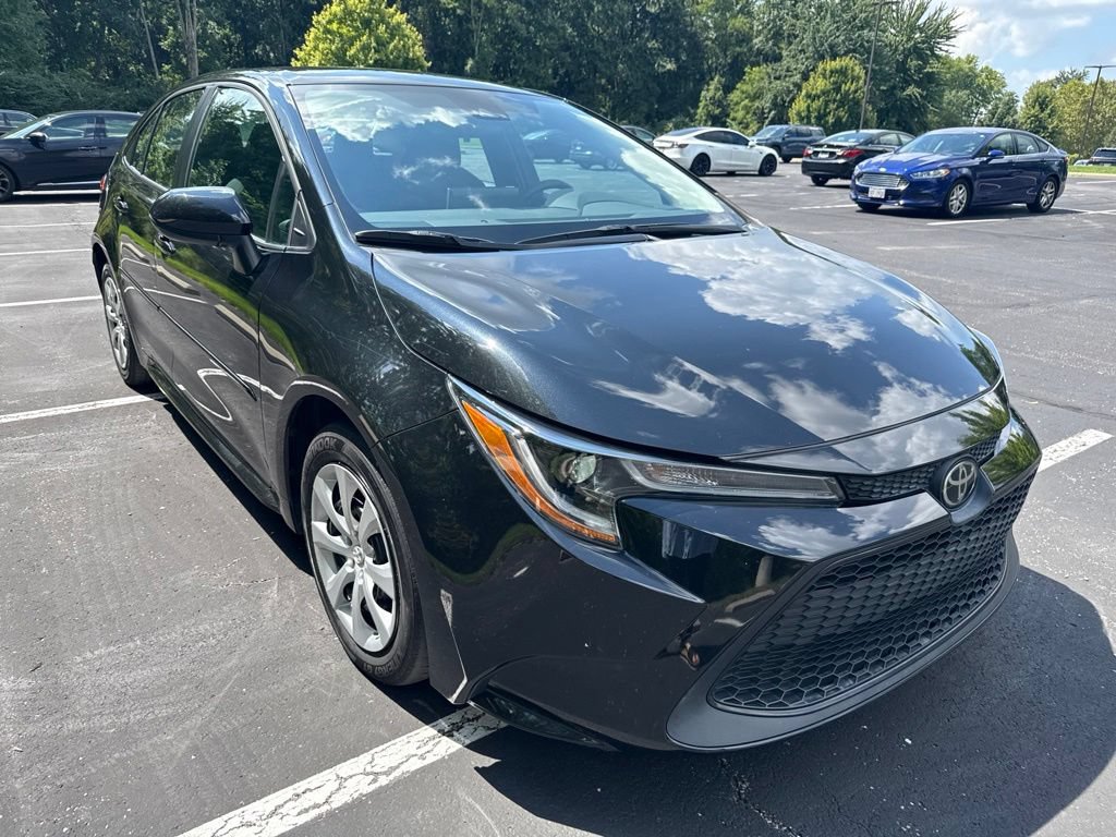 Used 2020 Toyota Corolla LE FWD image 5