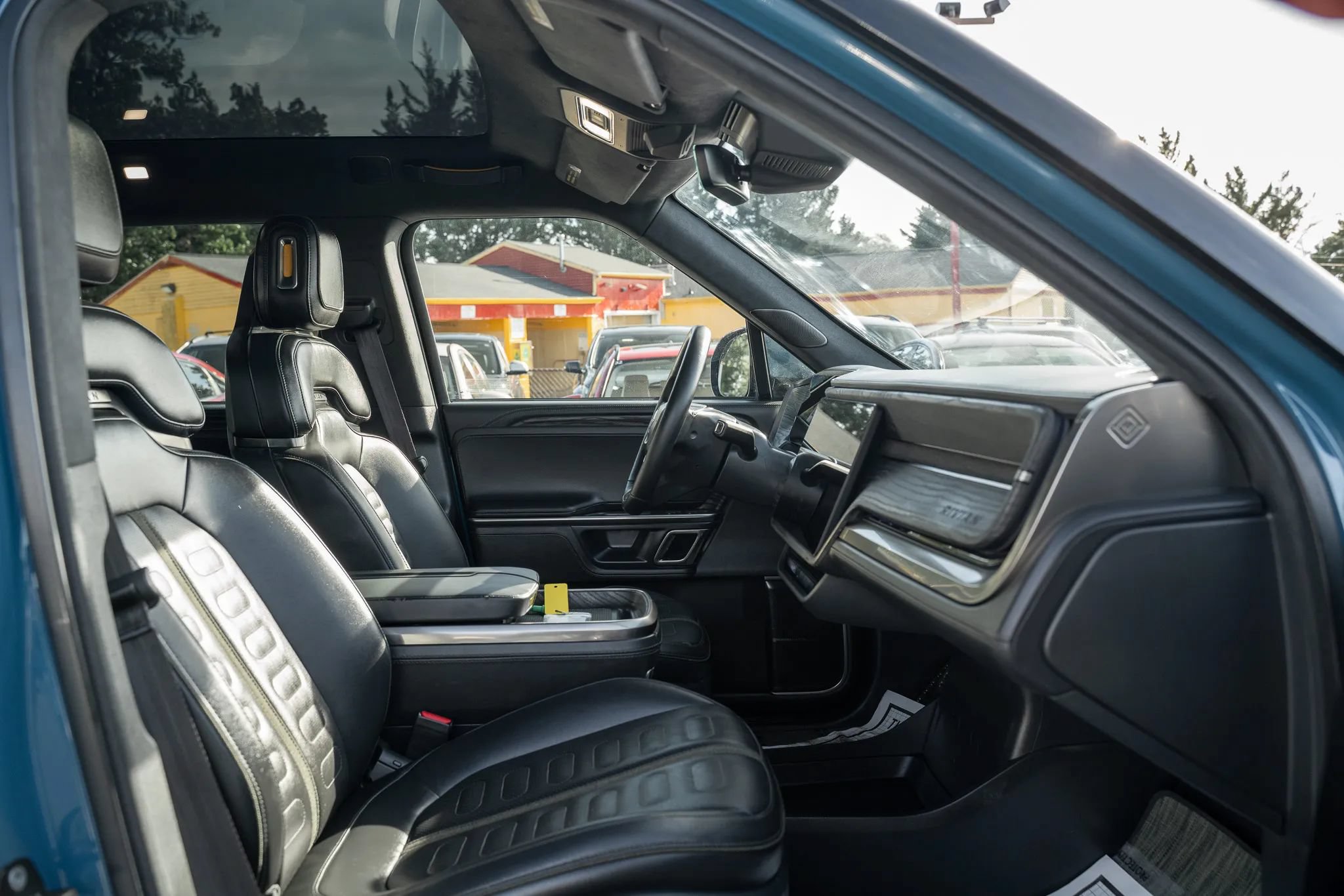 Used 2022 Rivian R1T Adventure AWD/4WD image 14