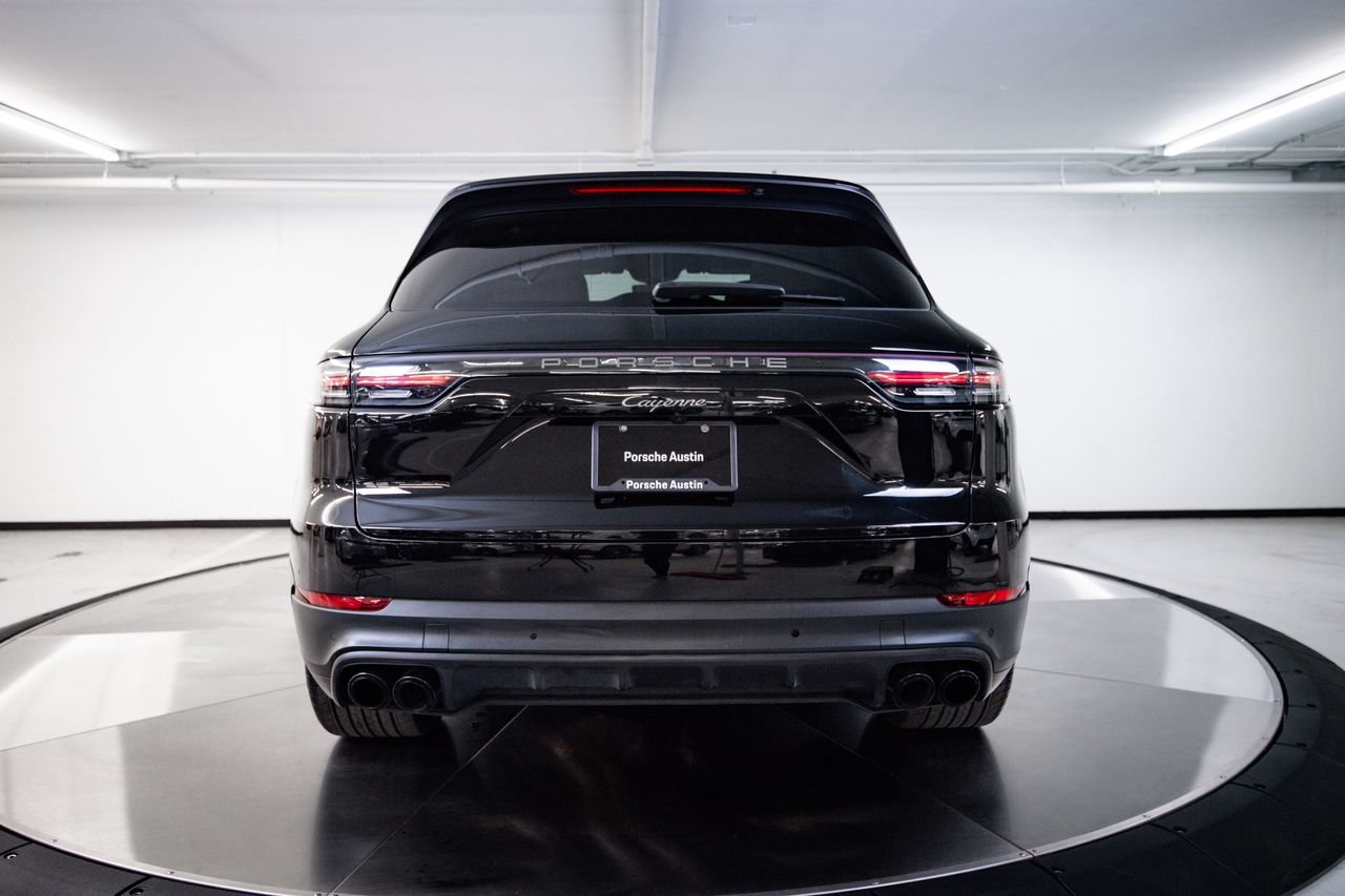 Certified 2023 Porsche Cayenne Platinum Edition AWD/4WD image 6