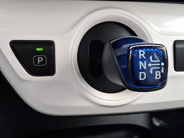 Used 2016 Toyota Prius Two FWD image 14