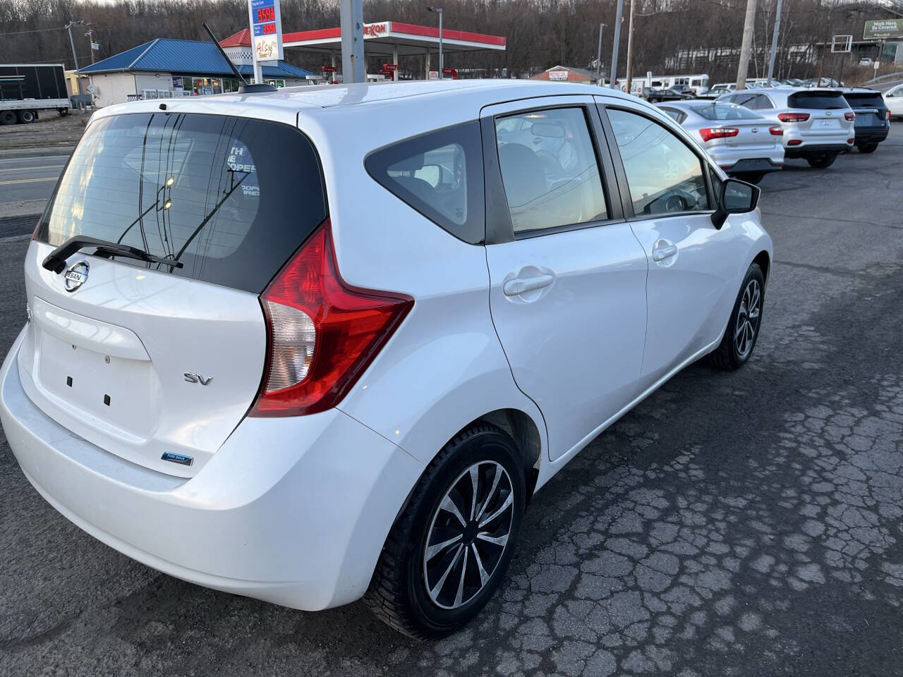 Used 2016 Nissan Versa Note SV image 5