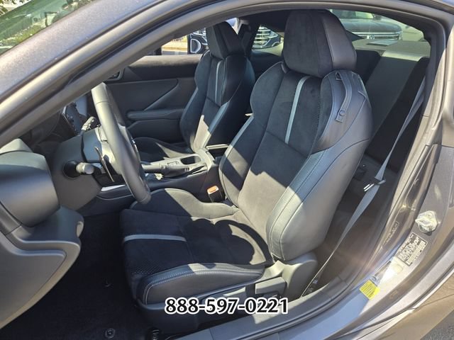 Used 2025 Toyota GR86 Premium RWD image 9