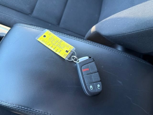 Used 2015 Dodge Durango SXT w/ Quick Order Package 23B AWD/4WD image 28