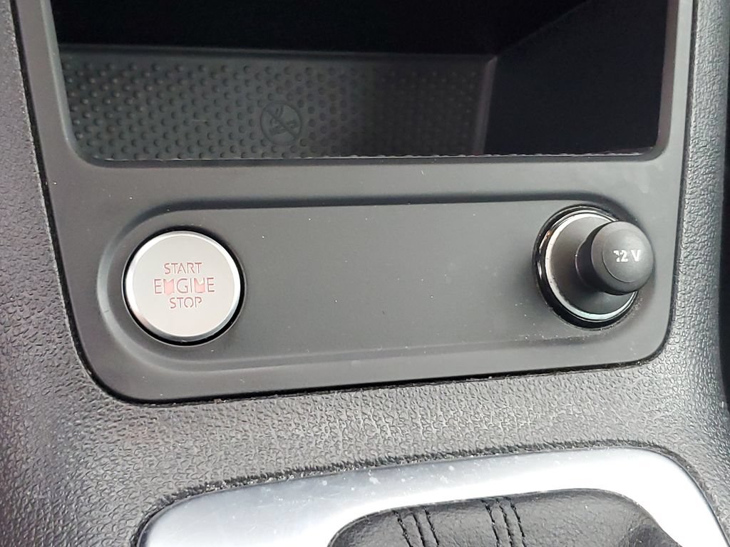 Used 2013 Volkswagen Tiguan SEL FWD image 27