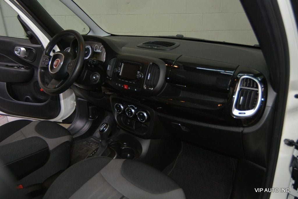 Used 2015 FIAT 500L Trekking FWD image 21