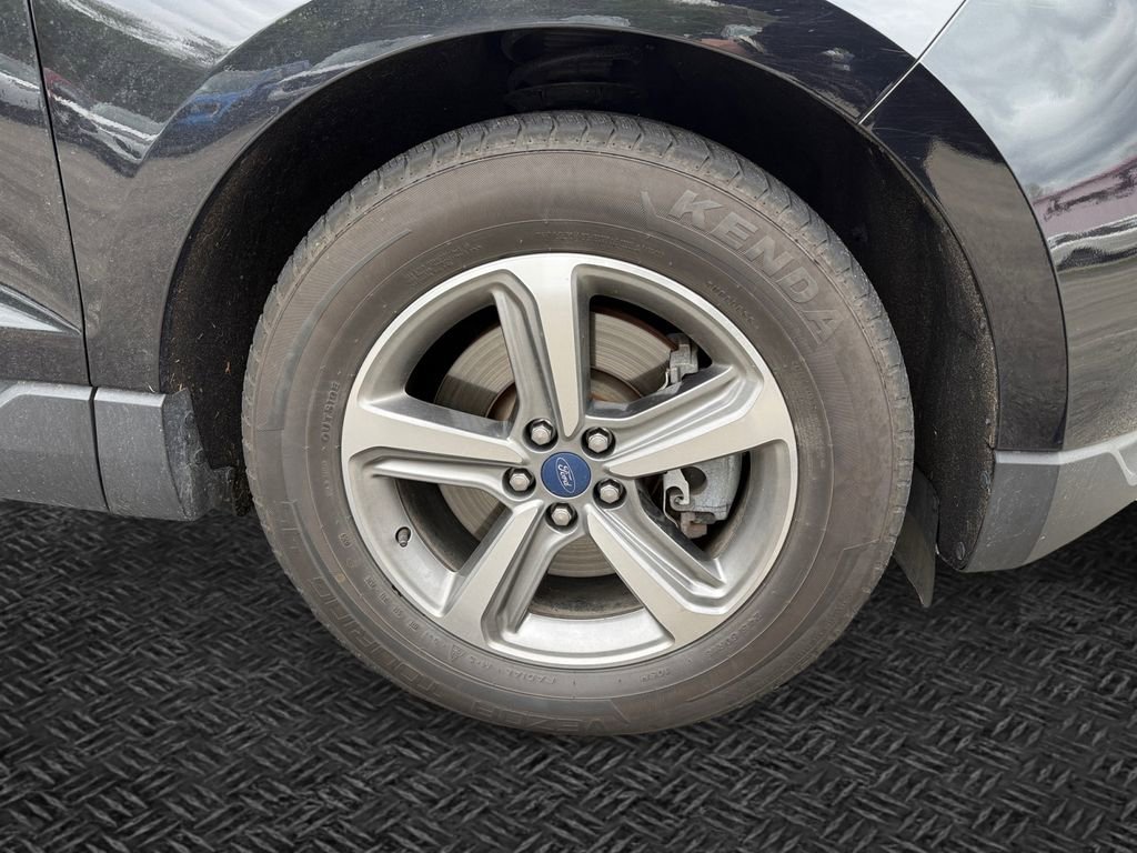 Used 2020 Ford Edge SEL w/ Convenience Package AWD/4WD image 11