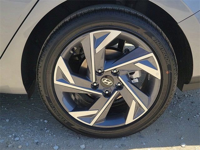 New 2025 Hyundai Elantra Sport w/ Cargo Package image 22