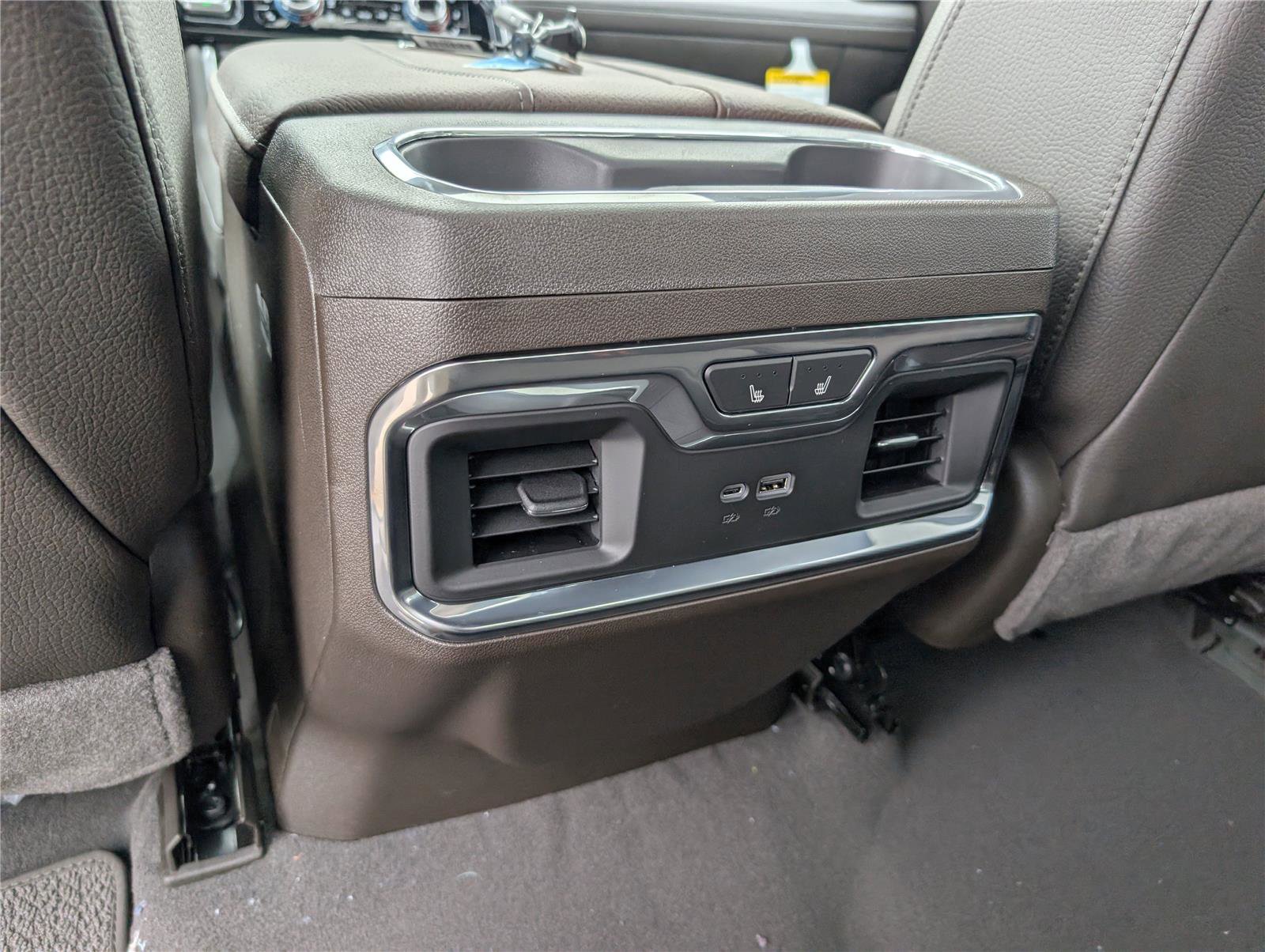 New 2026 GMC Sierra 2500 Denali w/ Denali Reserve Package image 33