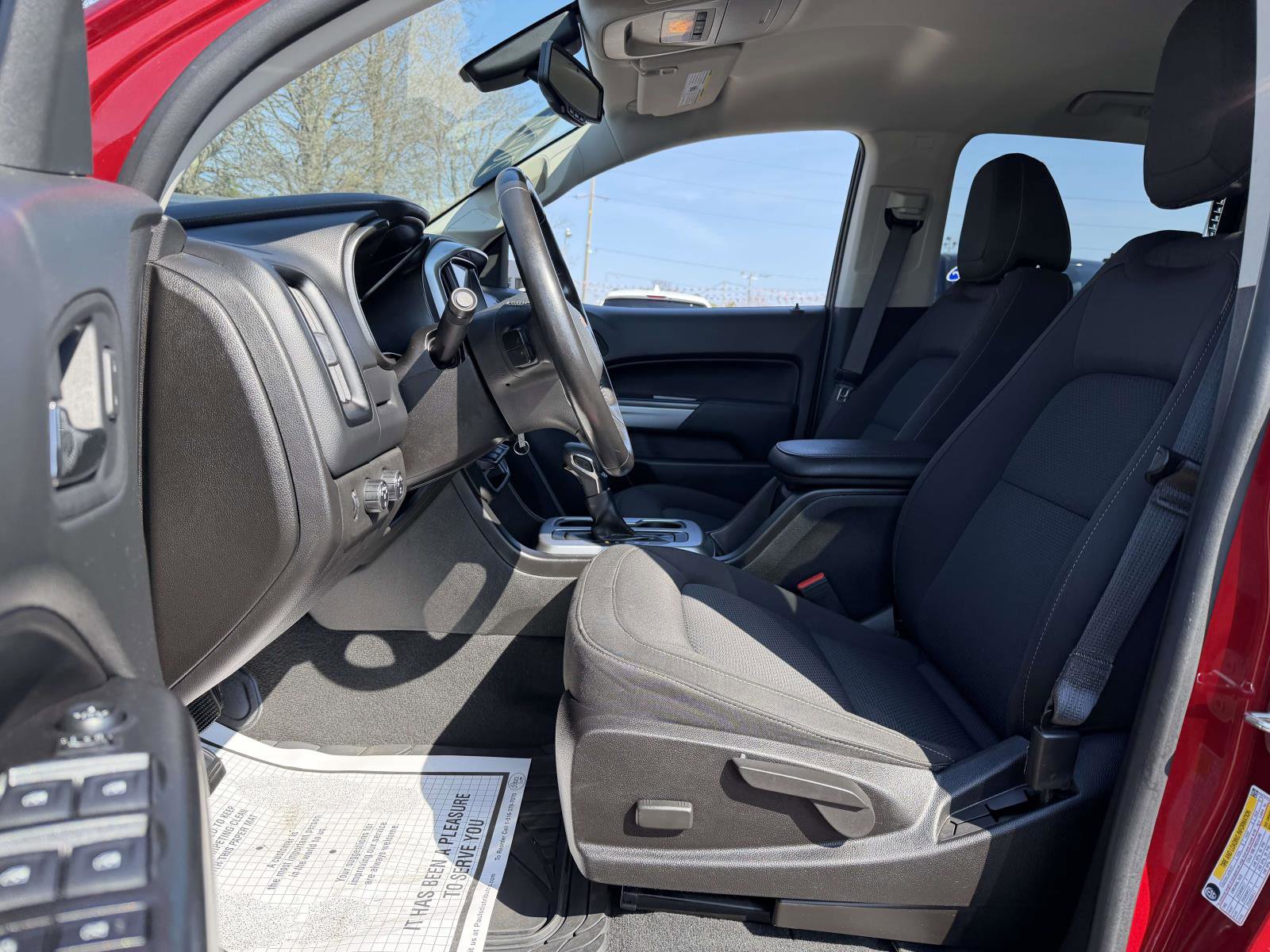 Certified 2022 Chevrolet Colorado LT w/ LT Convenience Package AWD/4WD image 10