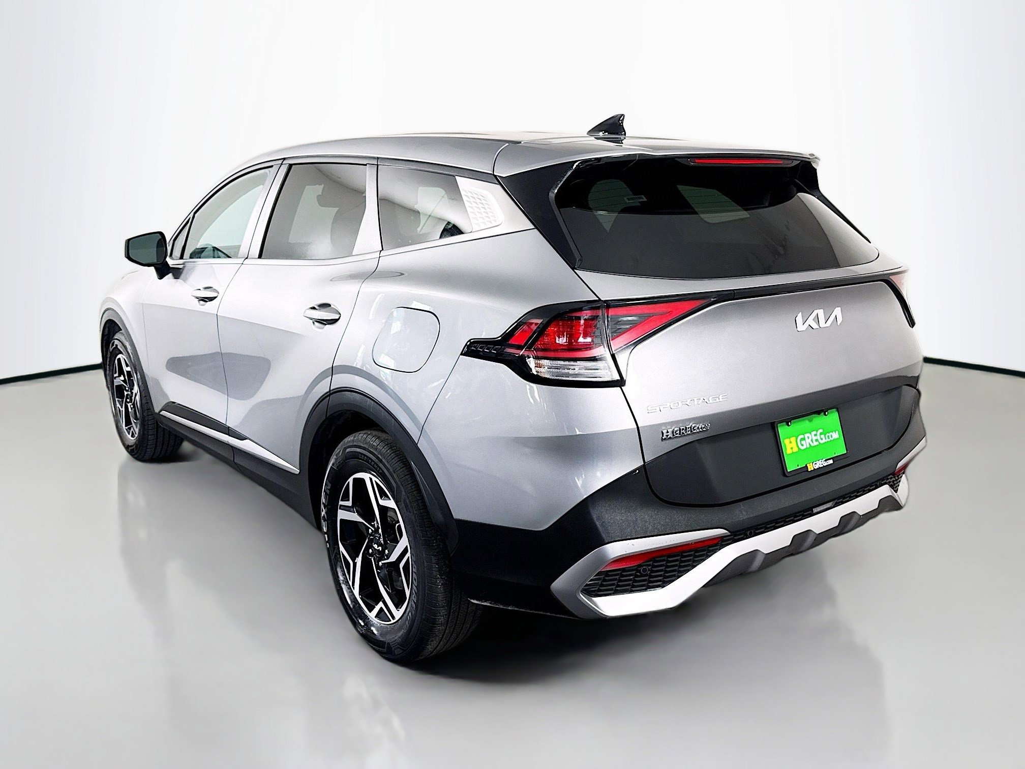 Used 2024 Kia Sportage LX image 7