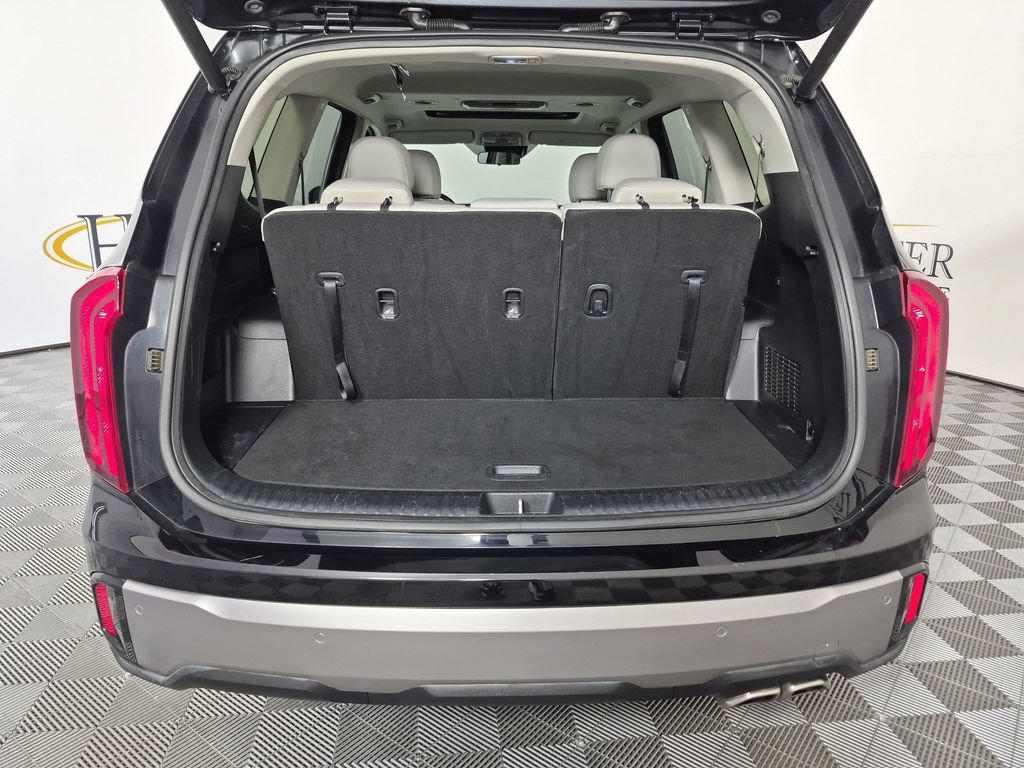 Used 2025 Kia Telluride S FWD image 35