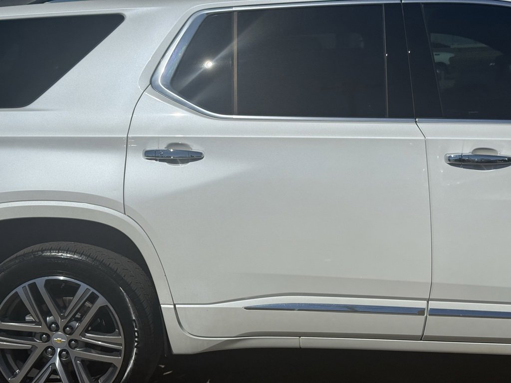 Used 2023 Chevrolet Traverse High Country w/ LPO, Floor Liner Package image 9