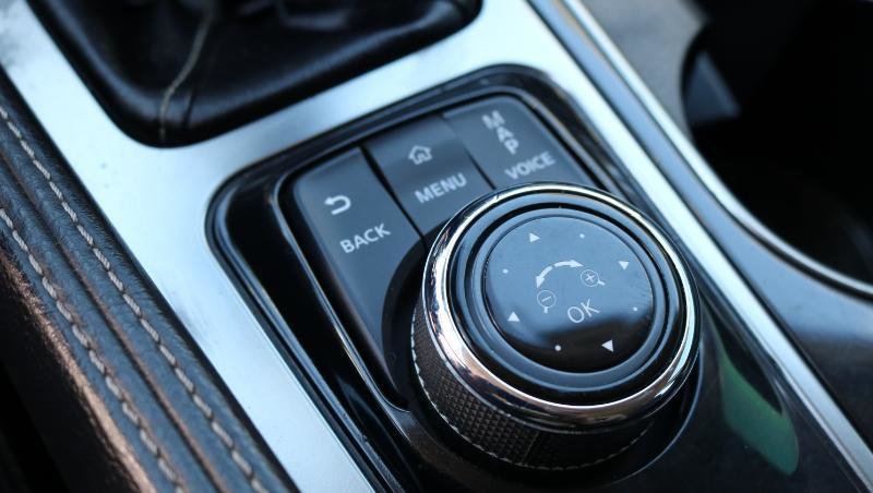 Used 2022 Nissan Maxima SV w/ Floor Mat Group FWD image 19