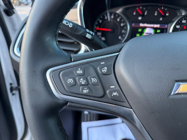 Used 2023 Chevrolet Equinox Premier image 19