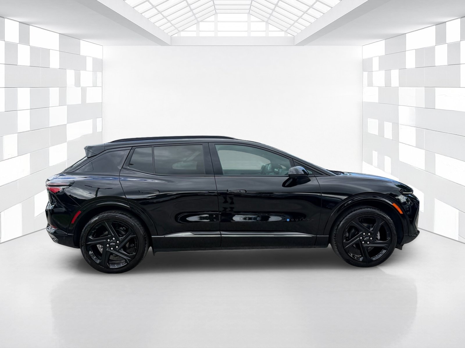 Used 2024 Chevrolet Equinox EV RS FWD image 8