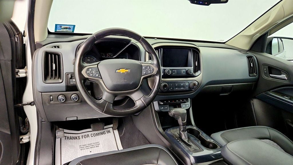Used 2019 Chevrolet Colorado Z71 AWD/4WD image 11