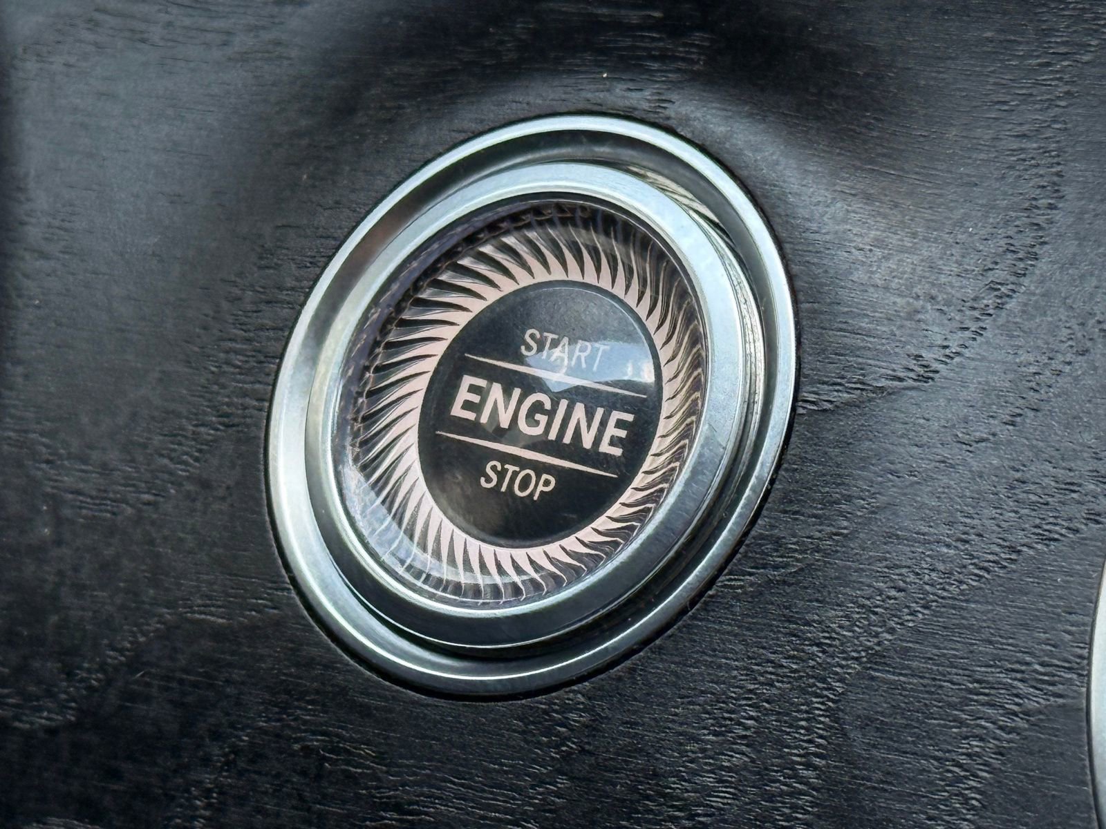 Used 2018 Mercedes-Benz E 400 4MATIC Coupe image 29