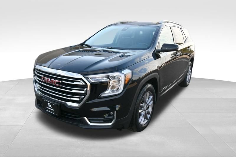 Used 2023 GMC Terrain SLT AWD/4WD image 2