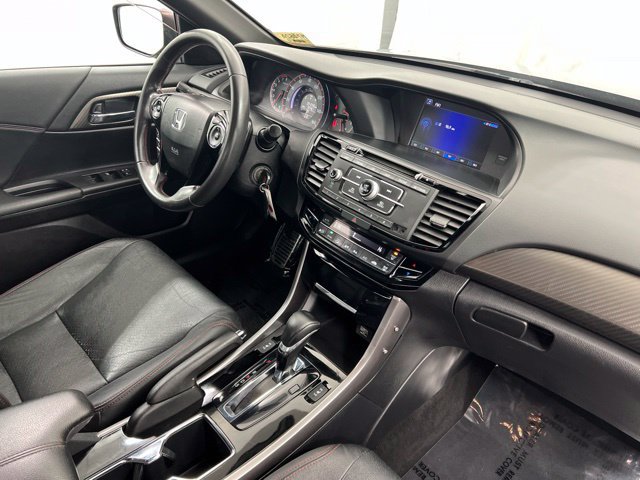 Used 2017 Honda Accord Sport Special Edition image 22